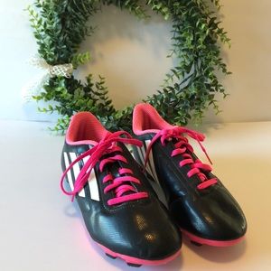 🌻 Adidas Men’s/Women’s  ⚽️ Scoccer Shoes.